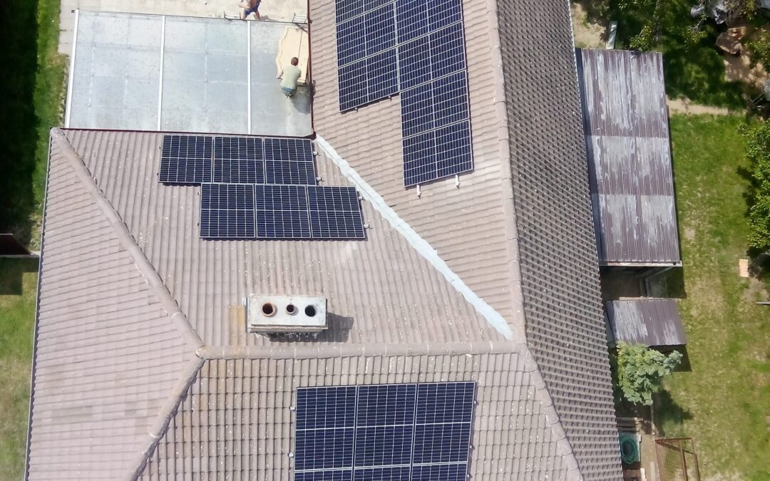 Fotovoltaická elektrárna s bateriovým úložištěm – RD Popice